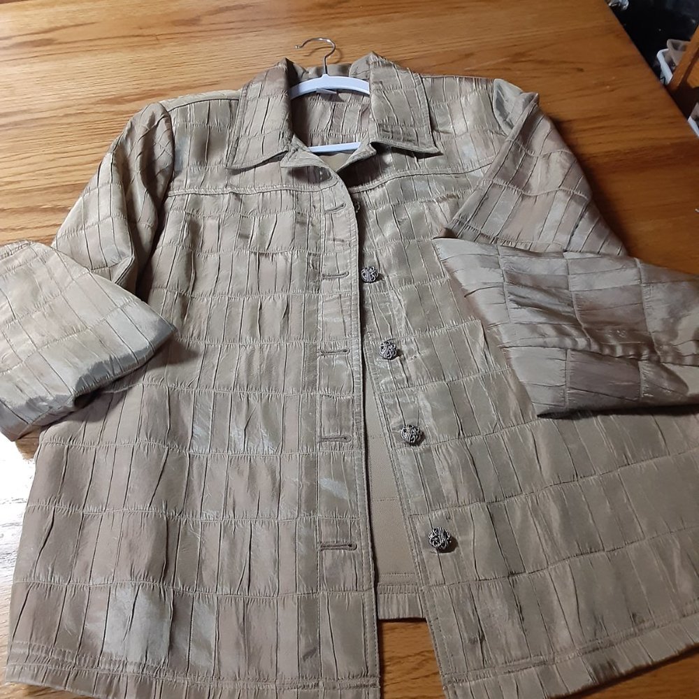 TAN JAY CASUAL OR DRESSY JACKET, SIZE 14.  GOLDISH TAN.